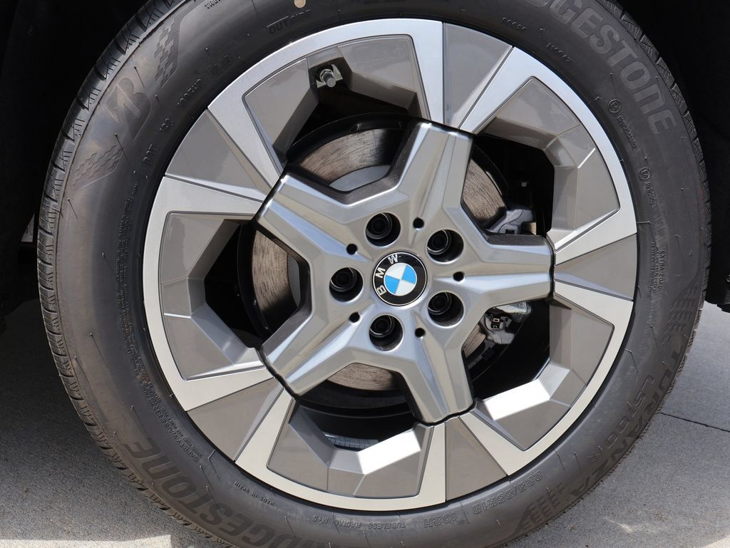 Used 2025 BMW X1 xDrive28i w/ Technology Package AWD/4WD image 42