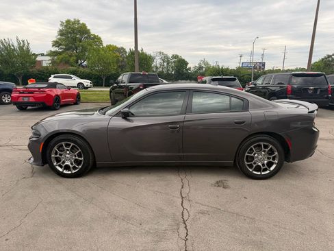 Used 2017 Dodge Charger SXT w/ Driver Confidence Group AWD/4WD image 6