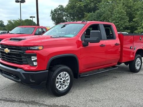 Used 2025 Chevrolet Silverado 2500 W/T w/ Snow Plow Prep/Camper Package AWD/4WD image 2