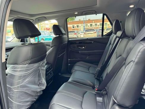 New 2025 Honda Pilot Touring image 37