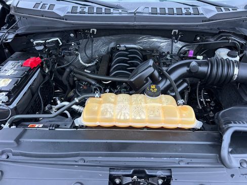 Used 2016 Ford F150 Lariat w/ Equipment Group 502A Luxury image 47