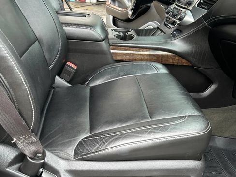 Used 2015 Chevrolet Tahoe LT w/ Luxury Package AWD/4WD image 45