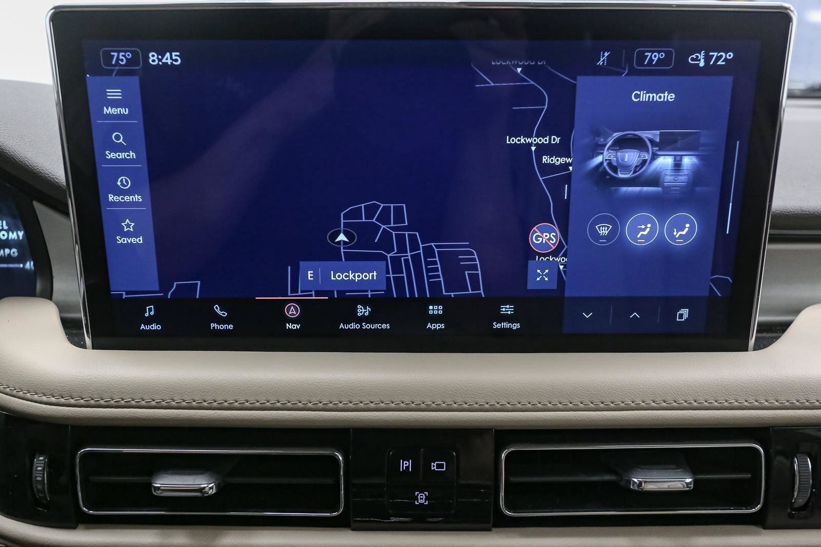 Used 2023 Lincoln Nautilus AWD w/ Premium Package image 25