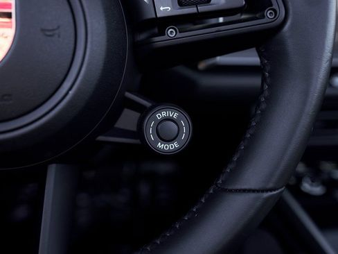 Used 2024 Porsche 911 Carrera 4S image 49