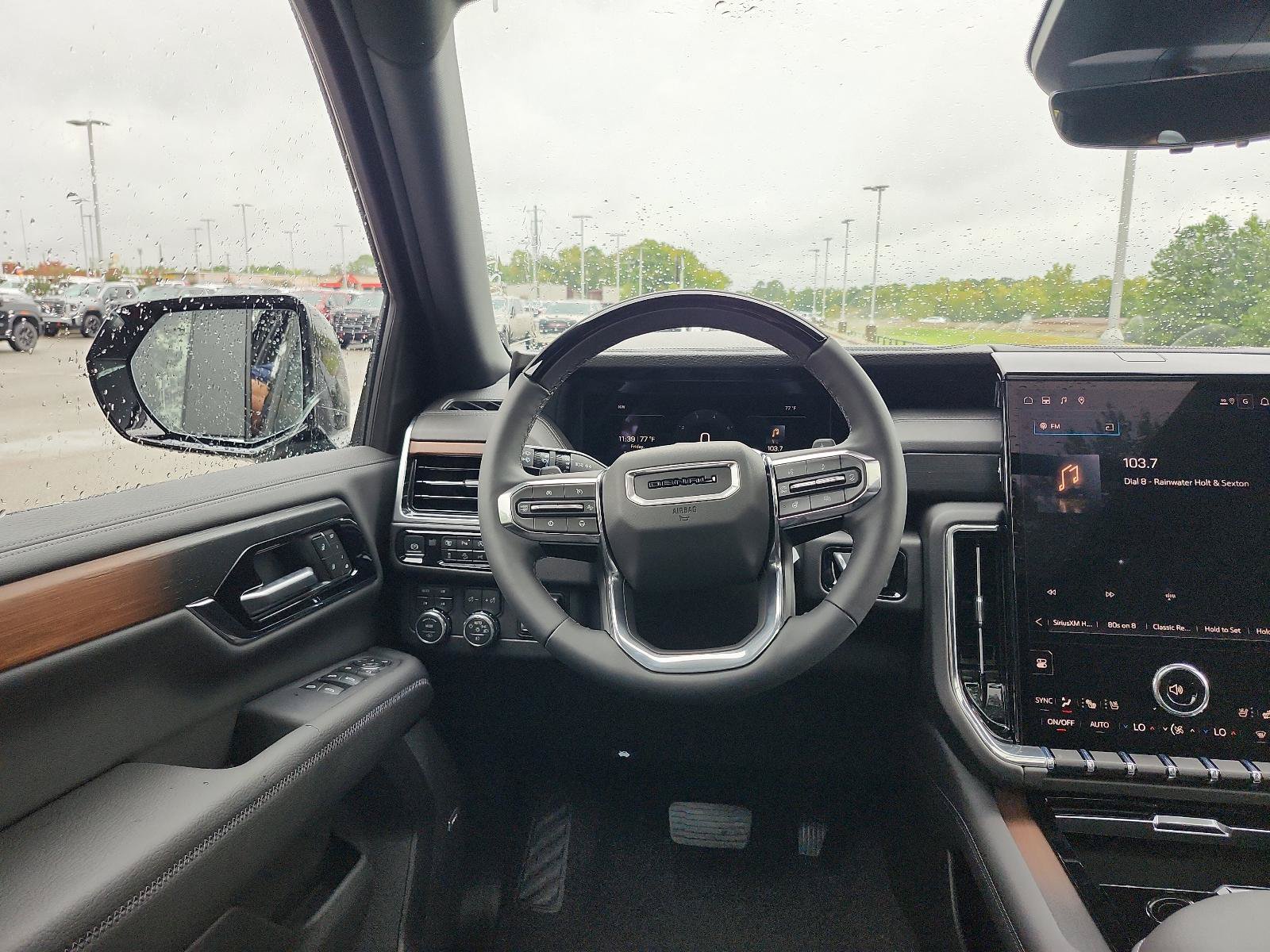 New 2027 GMC Yukon Denali w/ Denali Reserve Package AWD/4WD image 12