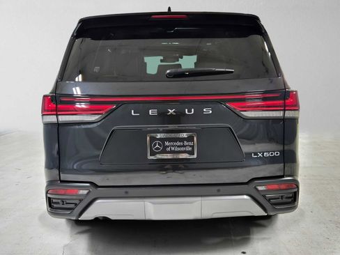 Used 2026 Lexus LX 600 4WD w/ Appearance Package image 4