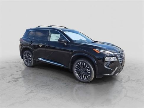 New 2026 Nissan Rogue Platinum image 6