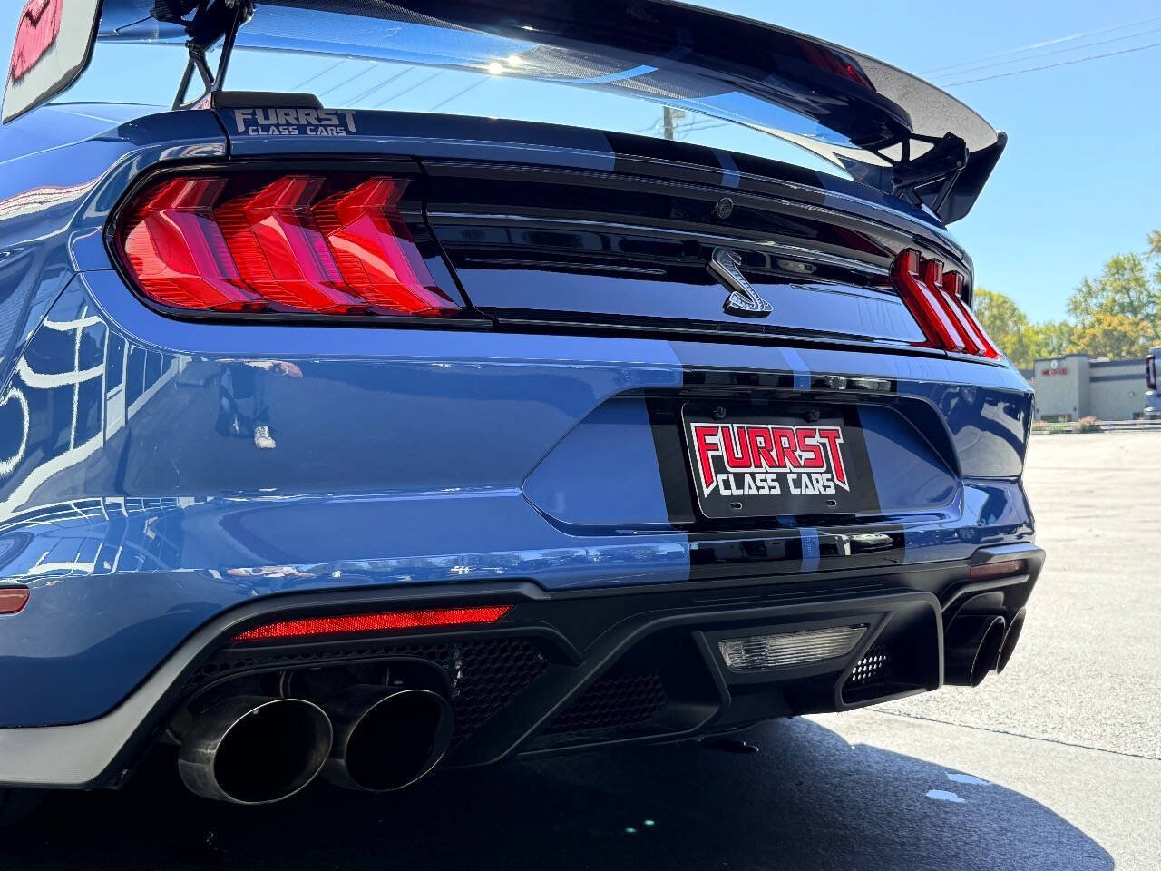 Used 2020 Ford Mustang Shelby GT500 w/ Carbon Fiber Track Pack RWD image 8