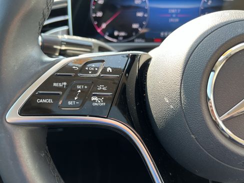 Used 2024 Mercedes-Benz E 450 4MATIC Sedan image 19