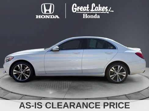 Used 2016 Mercedes-Benz C 300 4MATIC Sedan image 3