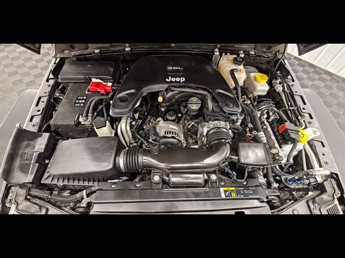 Used 2018 Jeep Wrangler Unlimited Rubicon AWD/4WD image 59