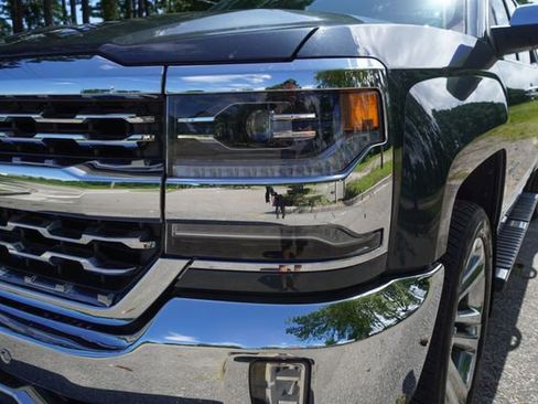 Used 2018 Chevrolet Silverado 1500 LTZ w/ LTZ Plus Package image 32