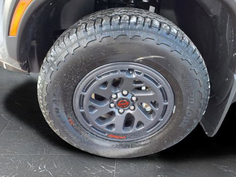 New 2026 Nissan Frontier PRO-4X w/ Pro-4x Convenience Package image 38