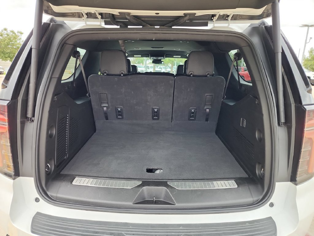 Certified 2025 Chevrolet Suburban Z71 AWD/4WD image 24