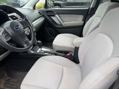 Used 2016 Subaru Forester 2.5i Premium w/ Popular Package #2 AWD/4WD image 6