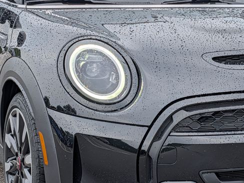 Used 2023 MINI Cooper S w/ Signature Upholstery Package FWD image 9