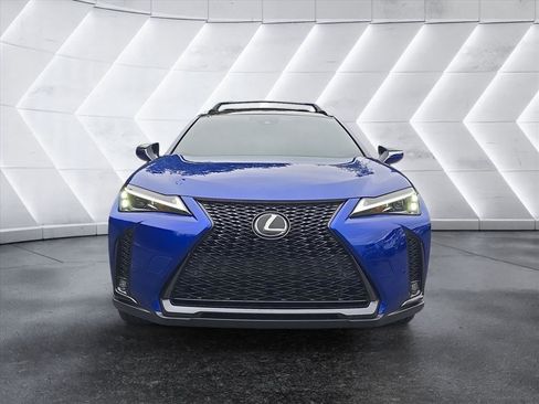 Used 2023 Lexus UX 250h F Sport image 8