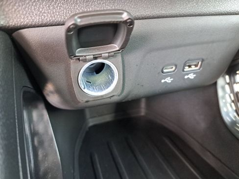 Used 2024 Chevrolet TrailBlazer LT w/ Driver Confidence Package image 26