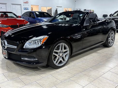 Used 2016 Mercedes-Benz SLK 300 image 6