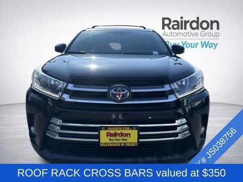 Used 2018 Toyota Highlander Limited Platinum AWD/4WD image 2