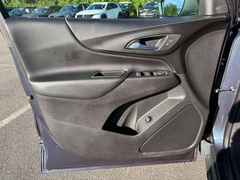 Used 2019 Chevrolet Equinox LT AWD/4WD image 16