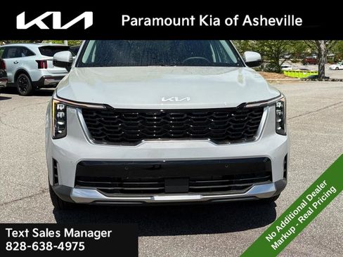 New 2026 Kia Sorento S FWD image 2