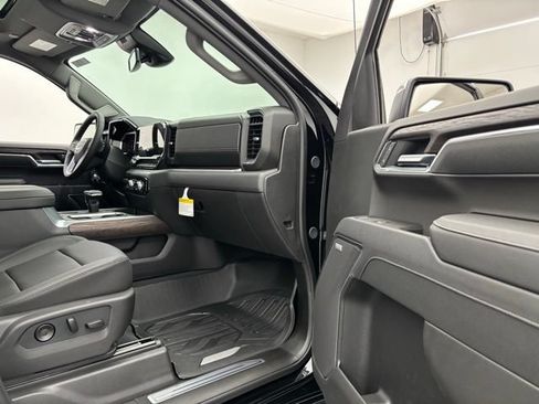 New 2026 GMC Sierra 1500 SLT w/ SLT Premium Package AWD/4WD image 34