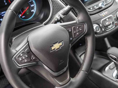 Used 2025 Chevrolet Malibu RS FWD image 20