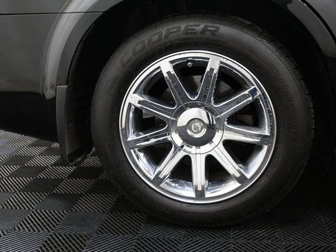 Used 2006 Chrysler 300 C w/ Sound Group II image 31
