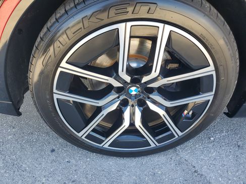 Used 2024 BMW 740i image 26