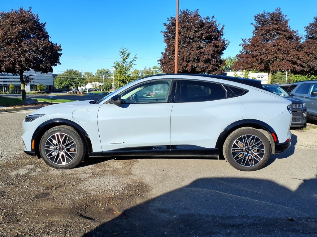 Used 2024 Ford Mustang Mach-E Premium AWD/4WD image 2
