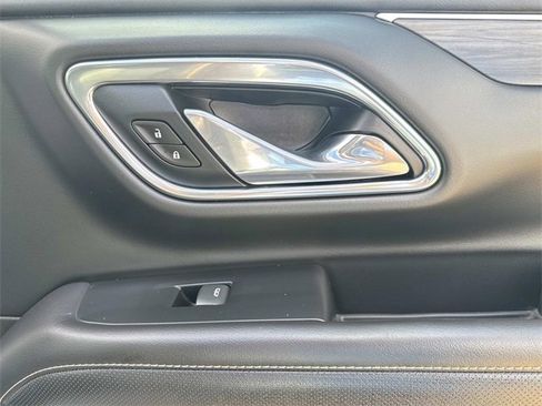 Used 2021 GMC Yukon XL SLT w/ SLT Luxury Plus Package image 20