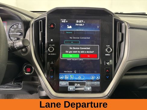 Used 2024 Subaru Crosstrek 2.0i Premium image 15