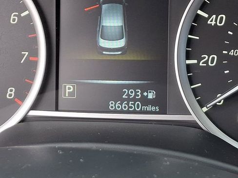 Used 2017 Nissan Sentra SV image 21