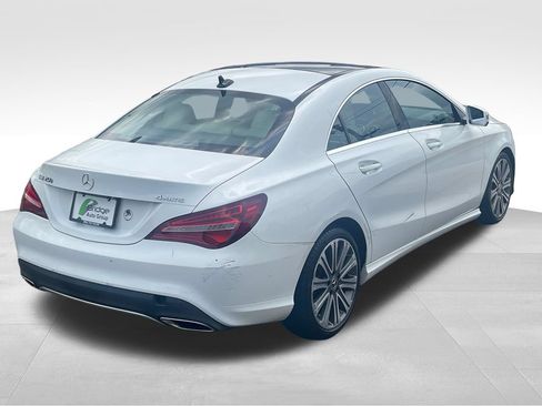 Used 2018 Mercedes-Benz CLA 250 4MATIC image 8