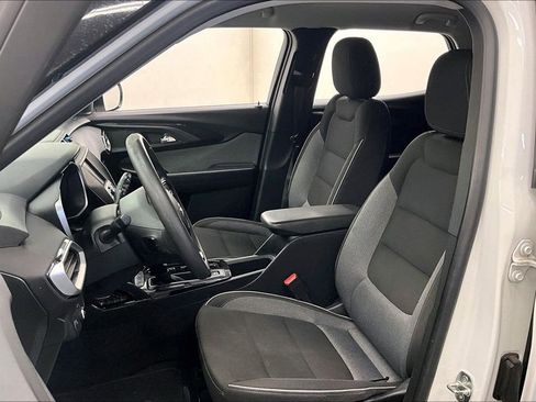 Used 2023 Chevrolet TrailBlazer LS image 20