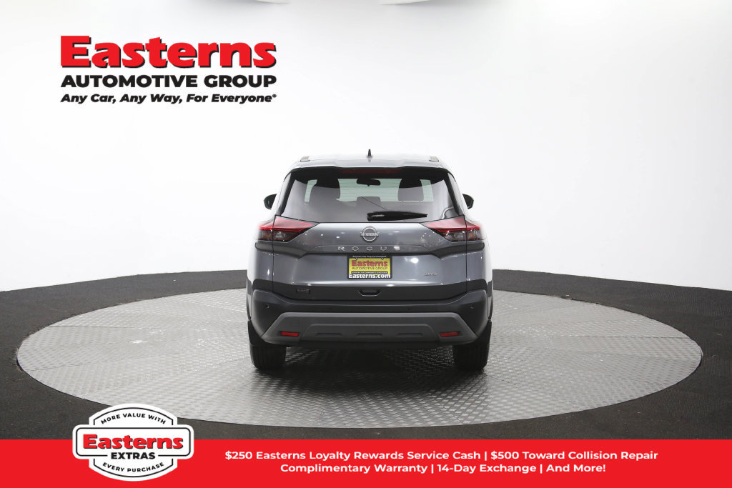 Used 2023 Nissan Rogue S AWD/4WD image 40