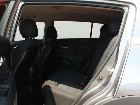 Used 2013 Kia Sportage LX w/ Convenience Pkg FWD image 7