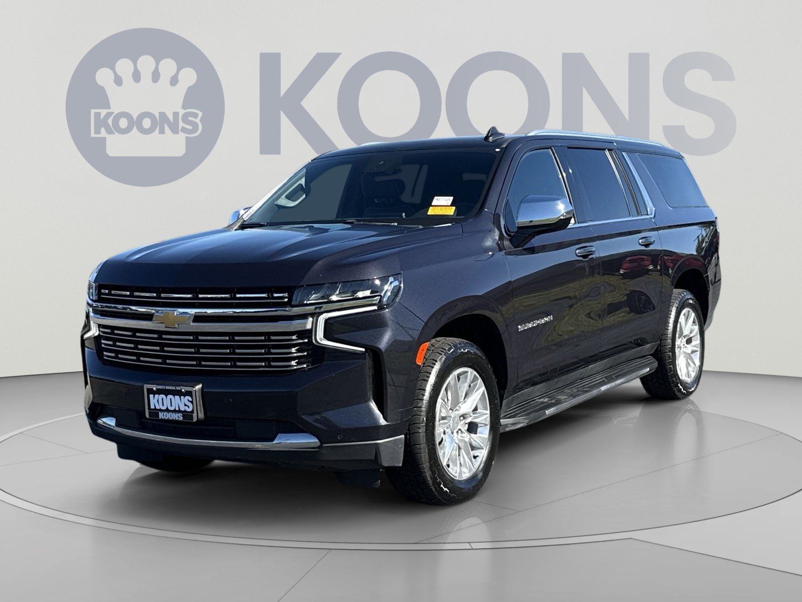 Used 2023 Chevrolet Suburban Premier AWD/4WD image 5