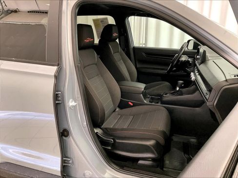Used 2026 Honda CR-V TrailSport image 11