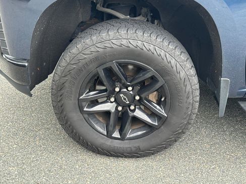 Used 2020 Chevrolet Silverado 1500 LT Trail Boss w/ Convenience Package image 11