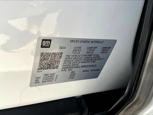 Used 2024 Chevrolet Suburban High Country AWD/4WD image 19