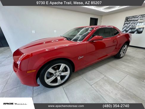 Used 2010 Chevrolet Camaro LS image 2