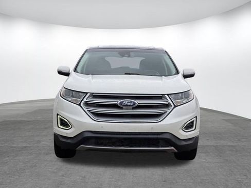Used 2015 Ford Edge Titanium w/ Equipment Group 302A FWD image 2