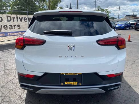 Used 2025 Buick Encore GX Preferred AWD/4WD image 3