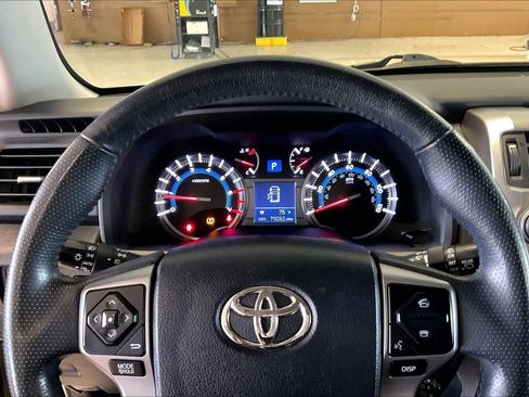 Used 2018 Toyota 4Runner Limited RWD image 24