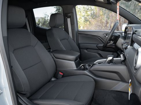 New 2026 Chevrolet Colorado LT w/ Advanced Trailering Package image 34