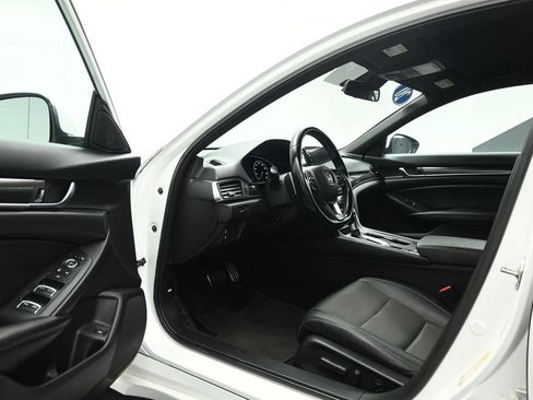 Used 2020 Honda Accord Sport image 8