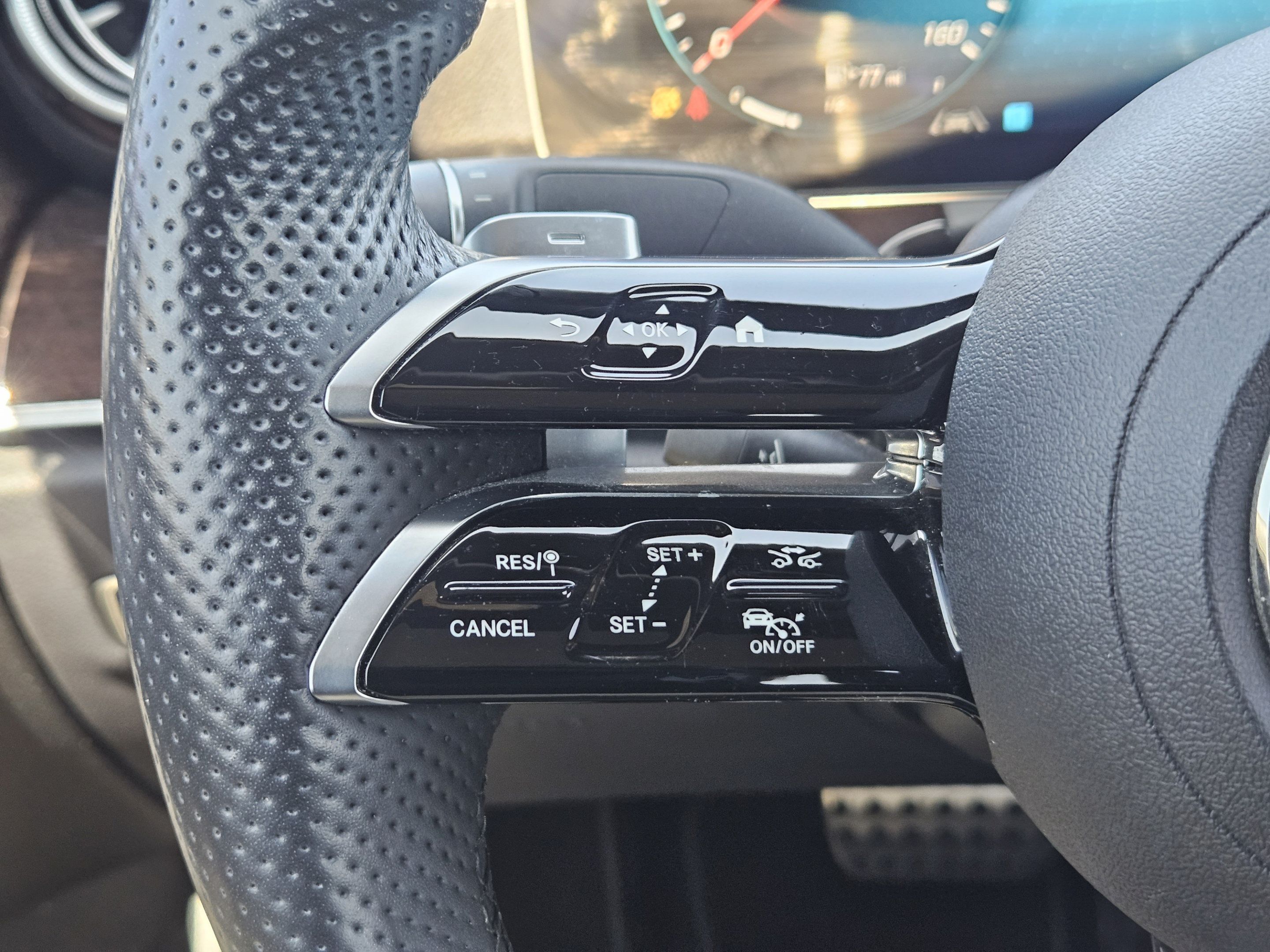 Used 2022 Mercedes-Benz E 450 Coupe image 18