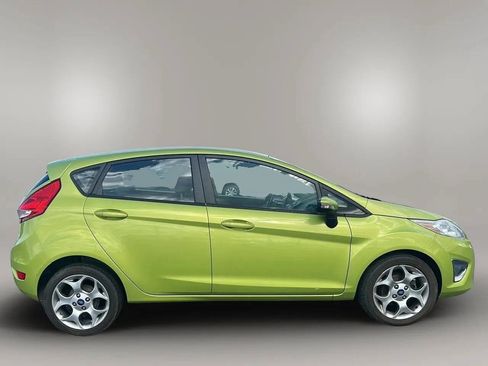 Used 2012 Ford Fiesta SES FWD image 8